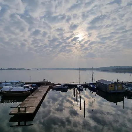 Schleiloge Mit Panoramablick Auf Schlei Apartment Schleswig